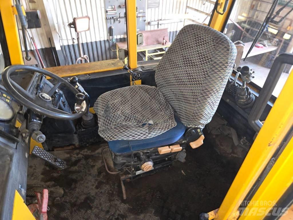 Volvo BM 6300 6300 Екскаватори-навантажувачі