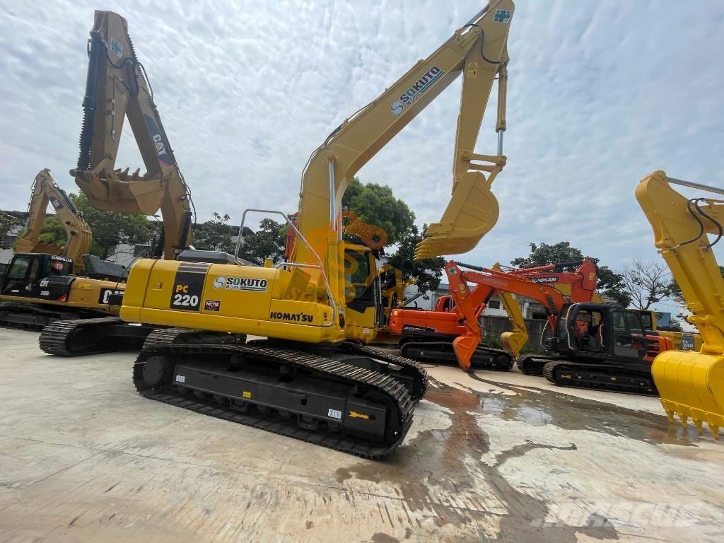 Komatsu PC 220-7 Гусеничні екскаватори