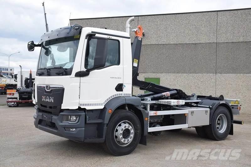 MAN TGM 18.320 Вантажівки з гаковим підйомом