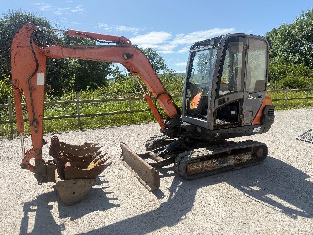 Hitachi ZX30 Міні-екскаватори < 7т