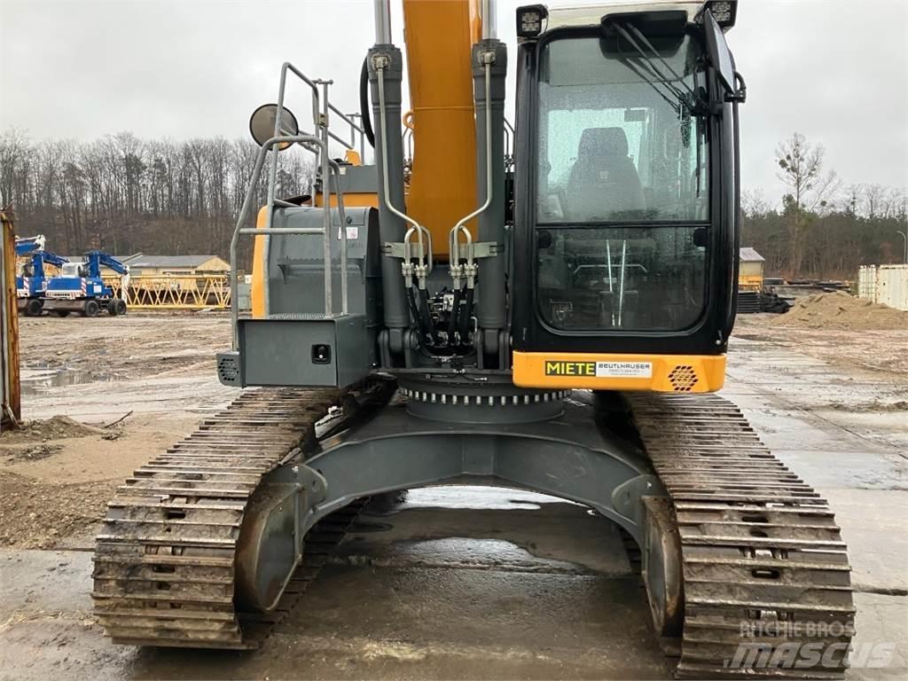 Liebherr R924 Гусеничні екскаватори