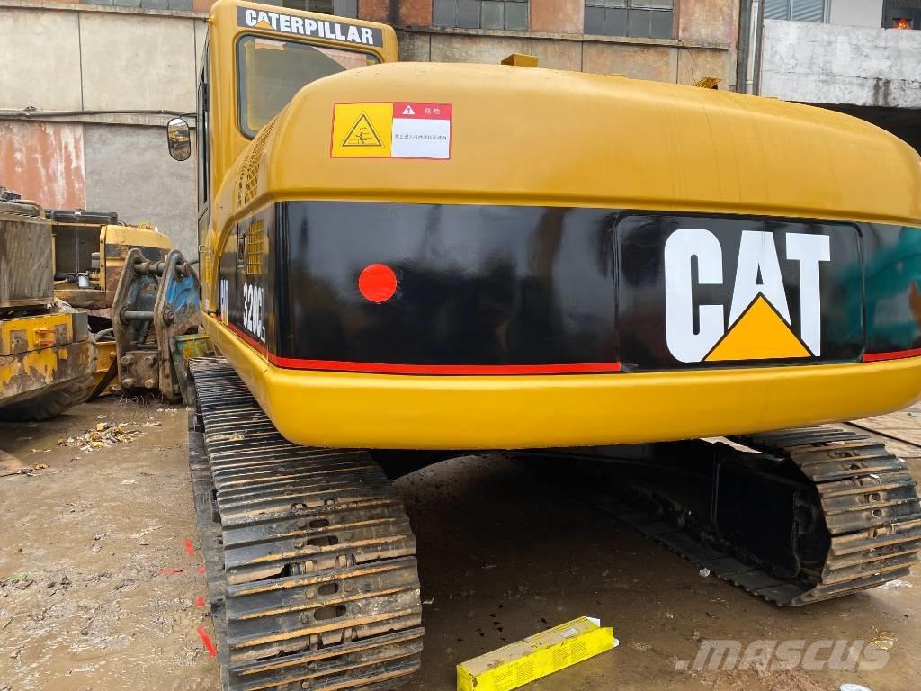 CAT 320 C L Гусеничні екскаватори