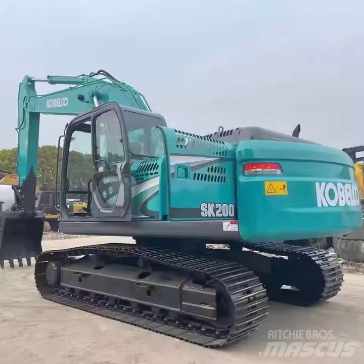 Kobelco SK200 Гусеничні екскаватори
