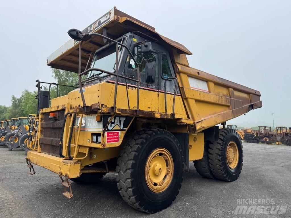 CAT 771 D Кар`єрні самоскиди