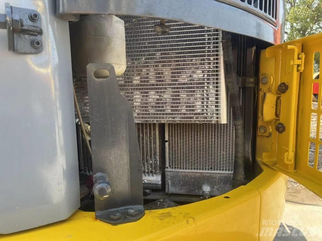 Komatsu pc78 Гусеничні екскаватори