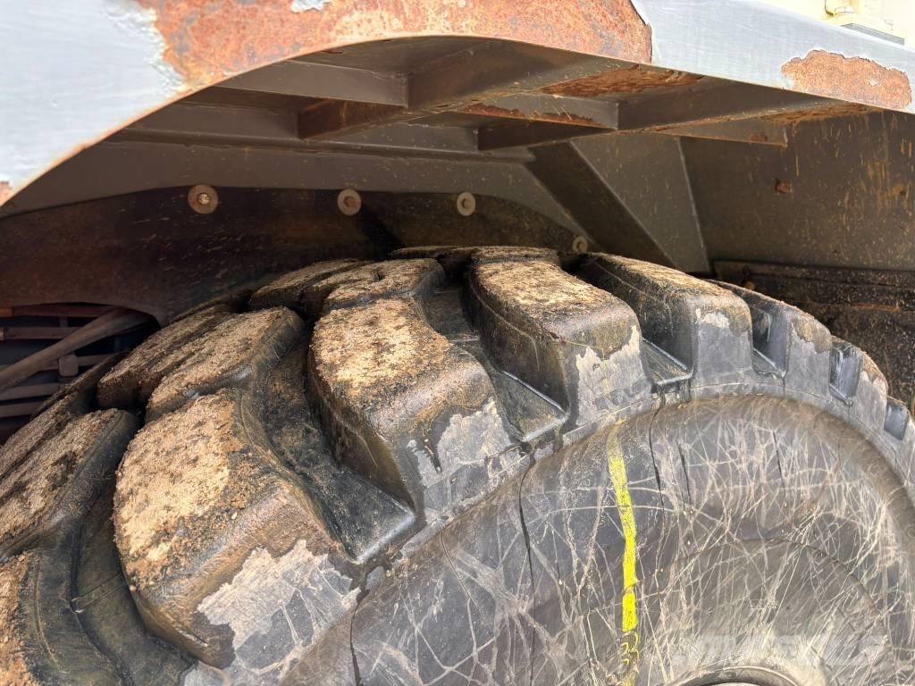 Terex TA 400 Зчленовані самоскиди