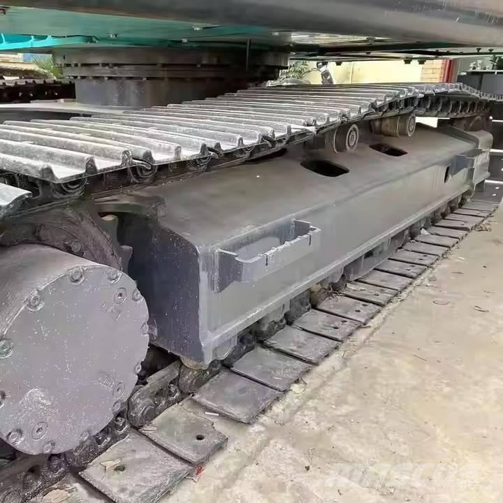 Kobelco SK 200 Гусеничні екскаватори