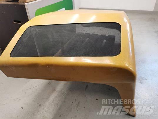 CAT TH 336B bonnet Кабіна