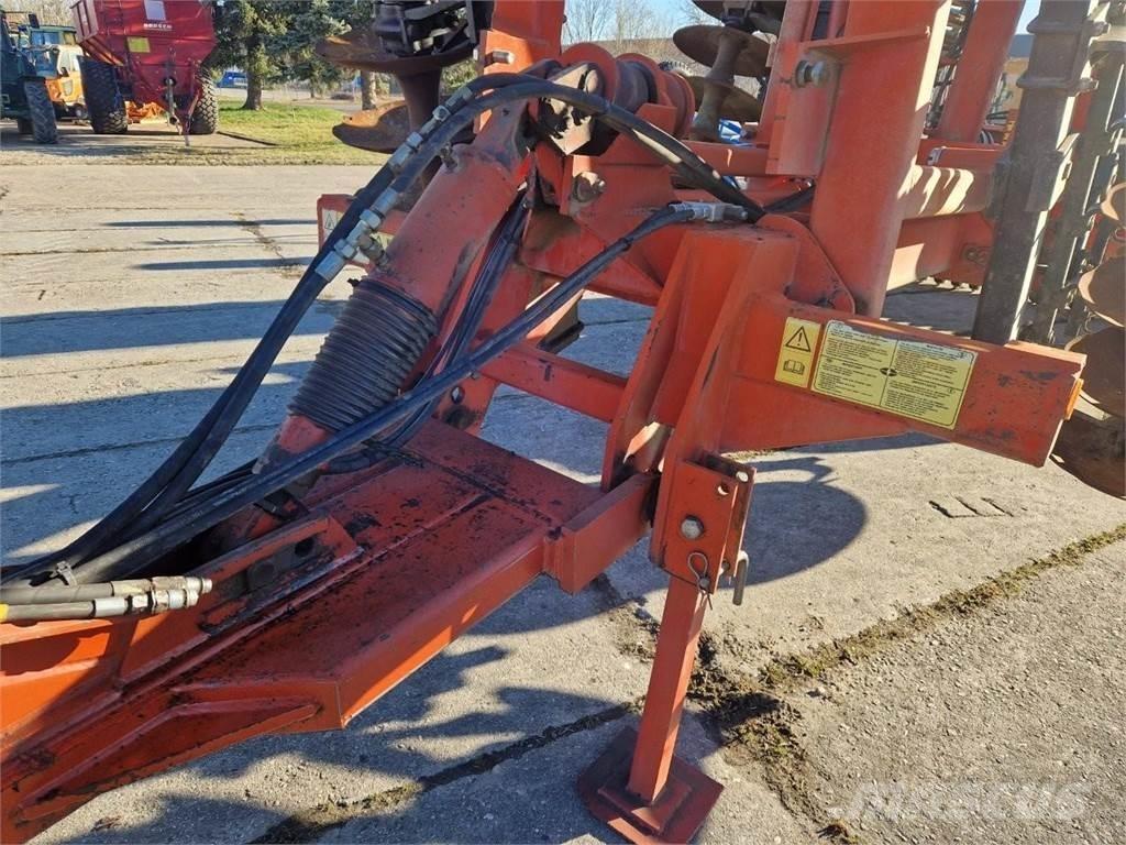 Bugnot XRV 667/52 Дискові борони