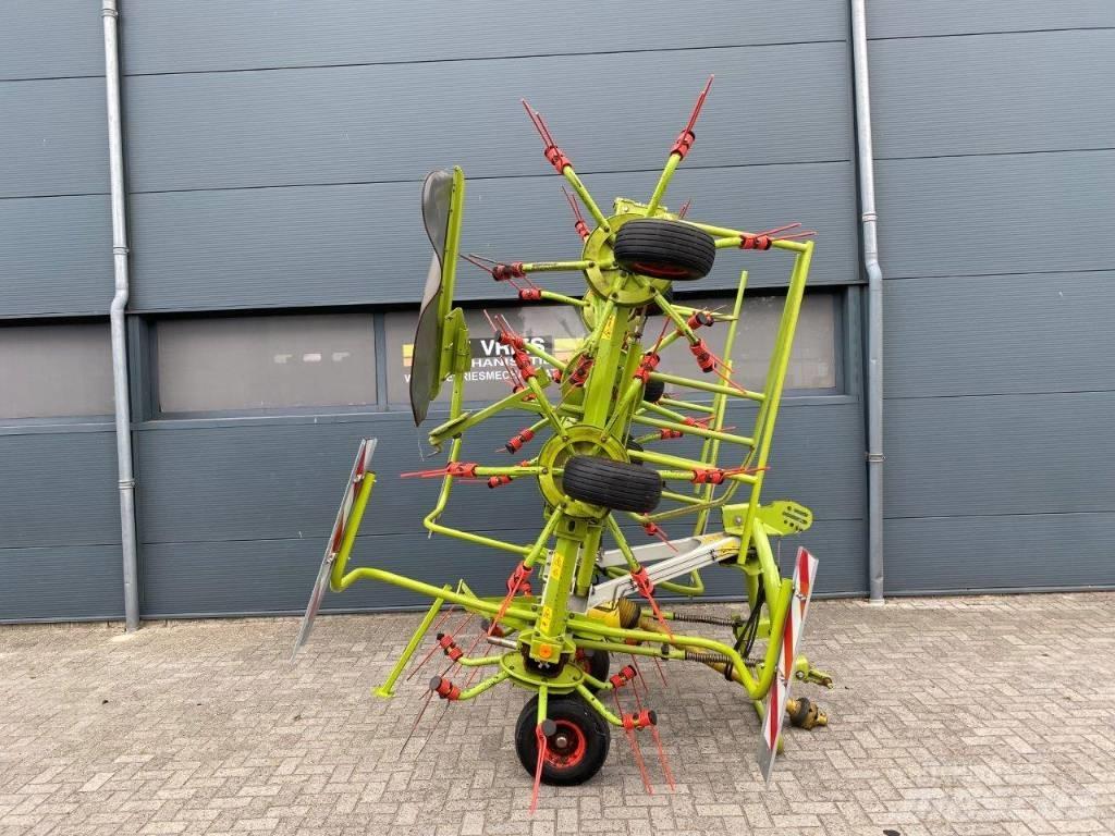 CLAAS Volto 870 Граблі і сінозворушувачі