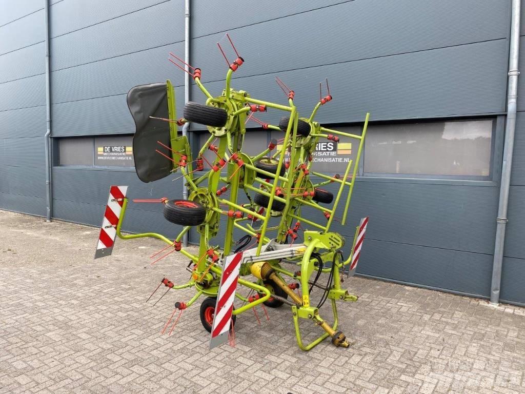 CLAAS Volto 870 Граблі і сінозворушувачі