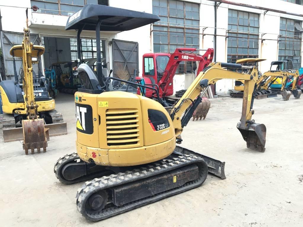 CAT 302C Гусеничні екскаватори
