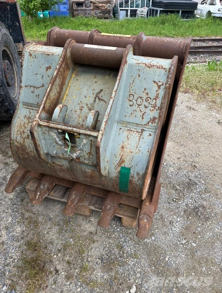 Hydrema MX 18 Колісні екскаватори