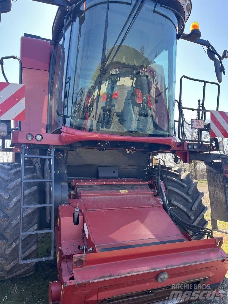 Case IH AF 5130 Зернозбиральні комбайни
