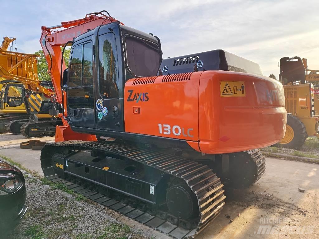 Hitachi ZX 130 LC Гусеничні екскаватори