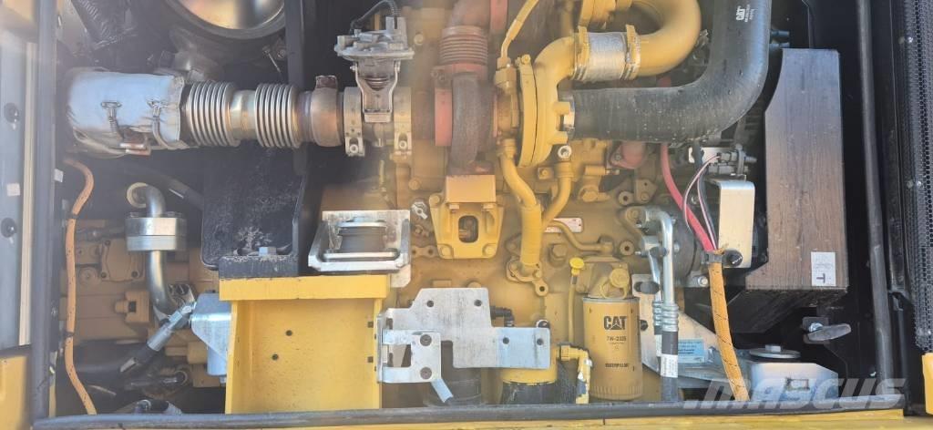 CAT M 315 F Колісні екскаватори