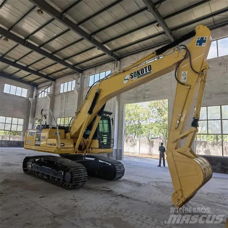Komatsu PC200-8 Гусеничні екскаватори