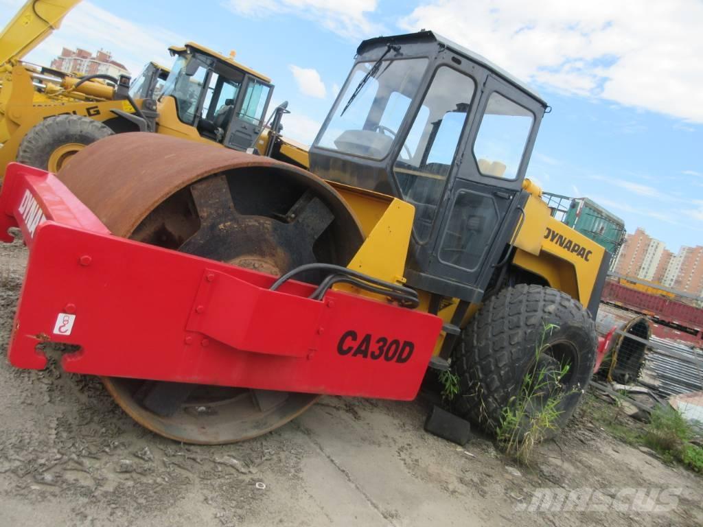 Dynapac CA 30 D Грунтові котки