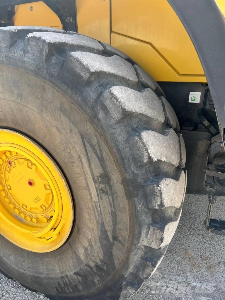Komatsu WA 500-8EO Фронтальні навантажувачі