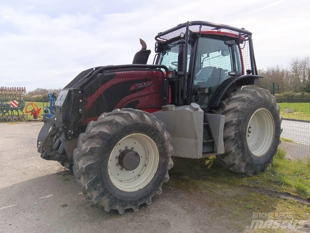 Valtra T 234 Direct Лісогосподарські трактори