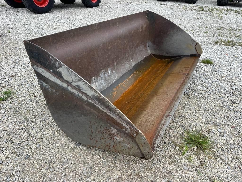  ŁYŻKA MANITOU 2,4 M Інше обладнання для вантажних і землекопальних робіт