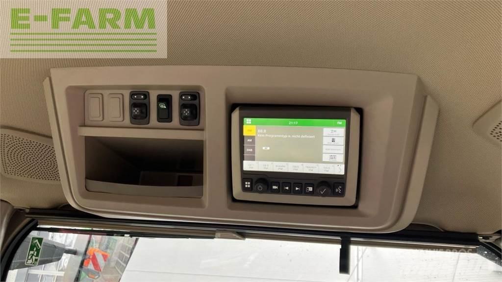 John Deere 7R 330 Трактори
