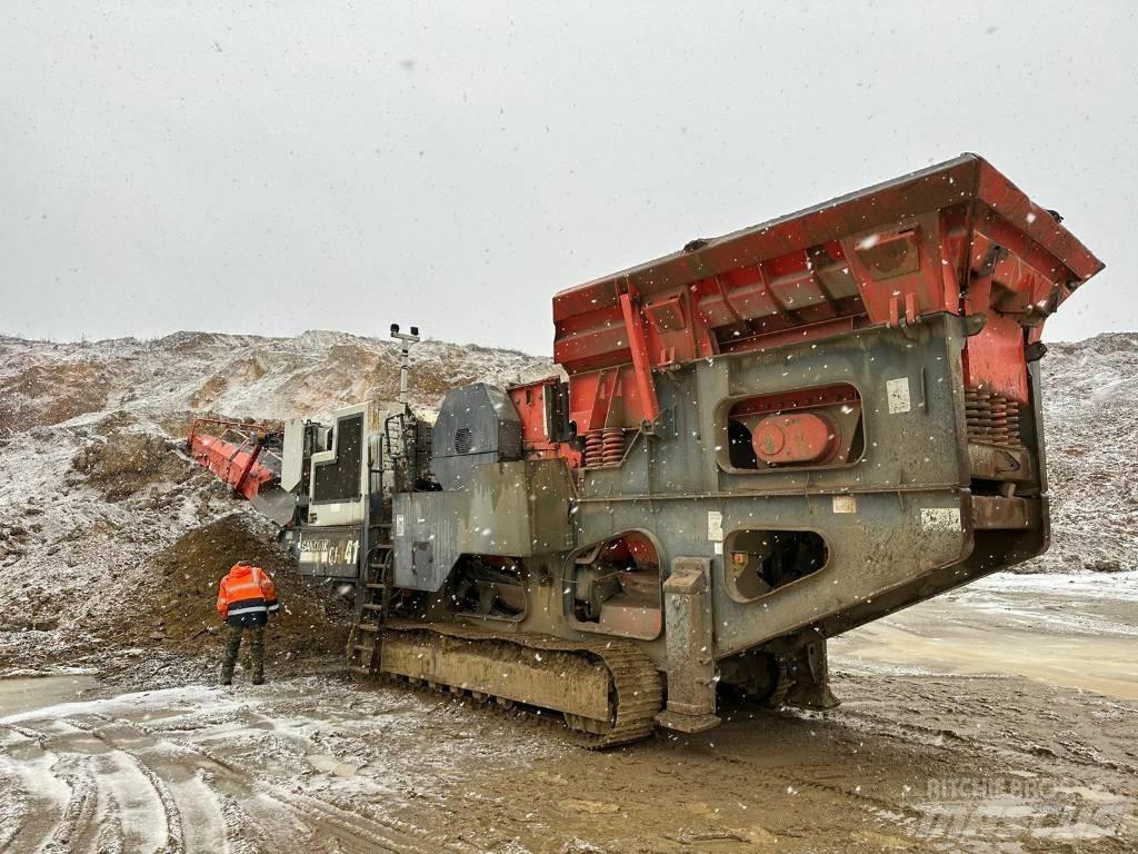 Sandvik QJ 341 Мобільні дробарки
