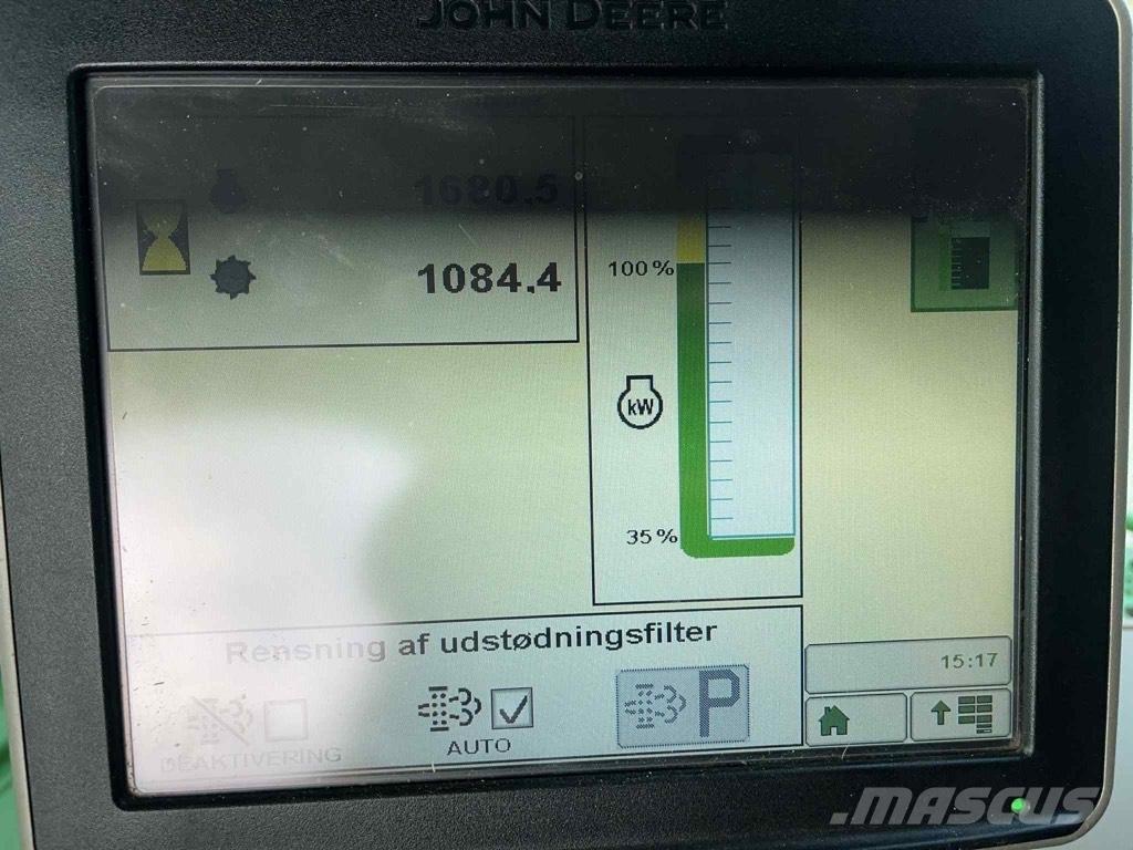John Deere T 670 i Зернозбиральні комбайни