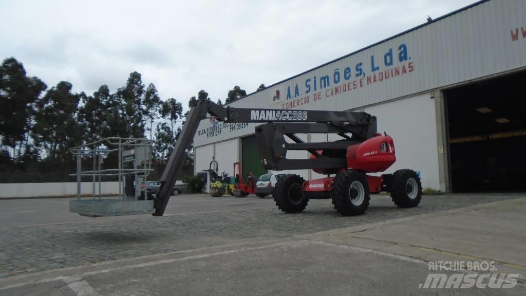 Manitou 200 ATJ Колінчаті підйомники