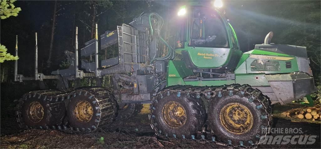 John Deere 1010G Форвардери