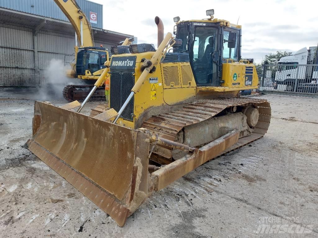 Komatsu D65PX-18 Гусеничні бульдозери