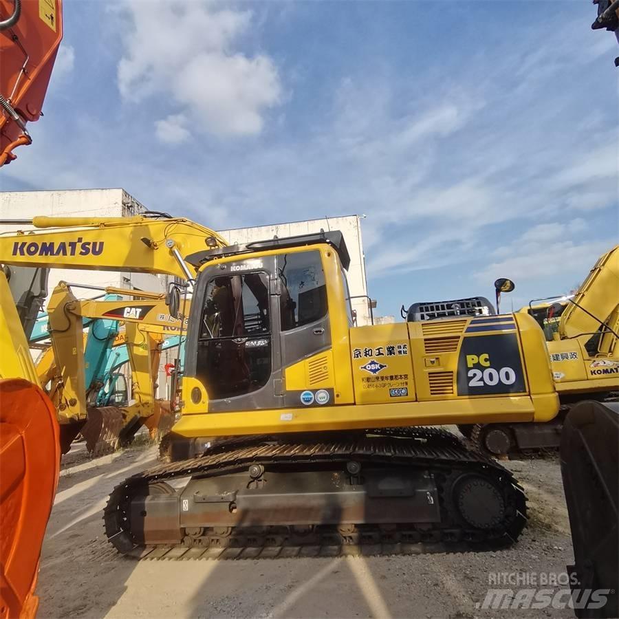 Komatsu pc200-8 Гусеничні екскаватори