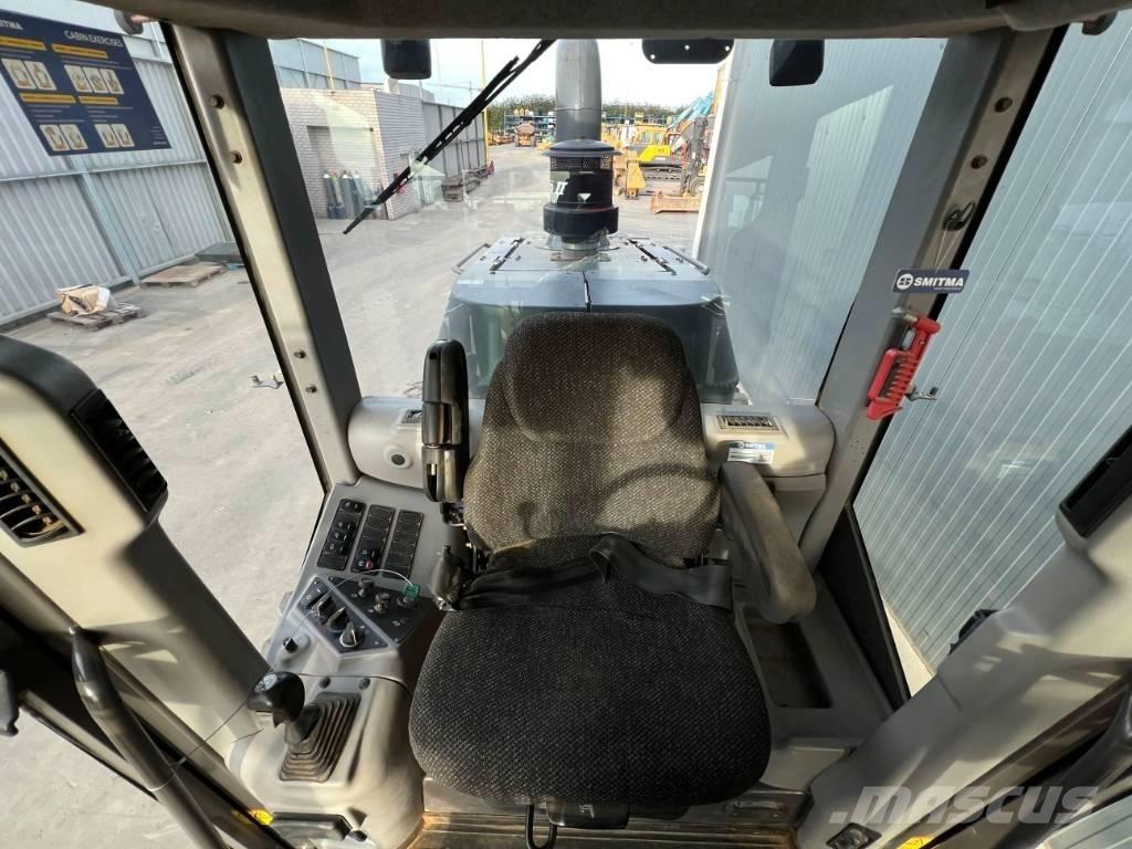 Volvo G930B Грейдери