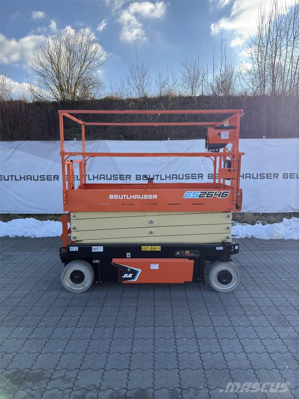 JLG ES2646 Підйомники-ножиці