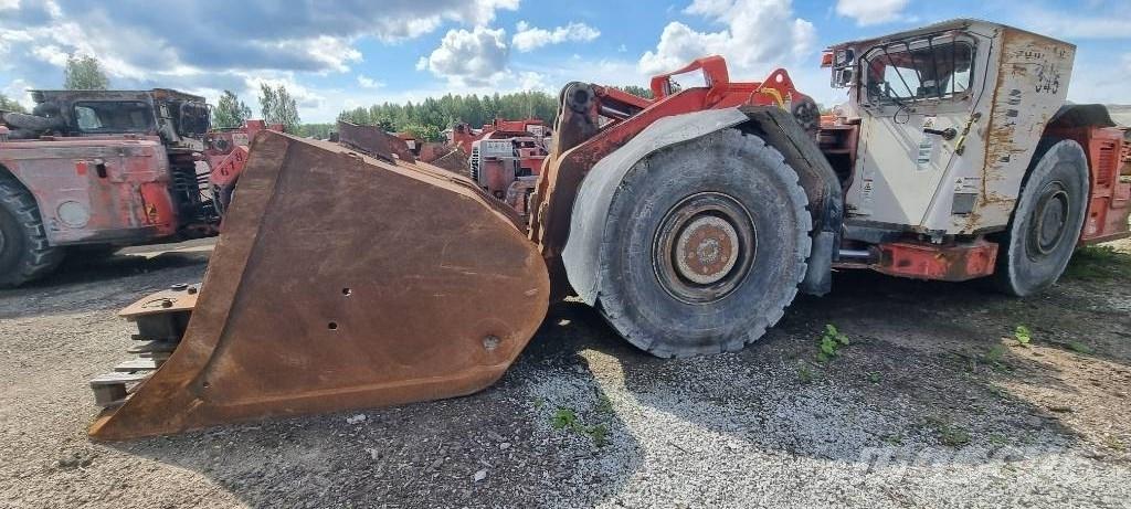 Sandvik LH 410 Підземні навантажувачі
