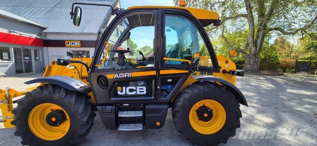 JCB 542-70 Agri Телескопічні навантажувачі