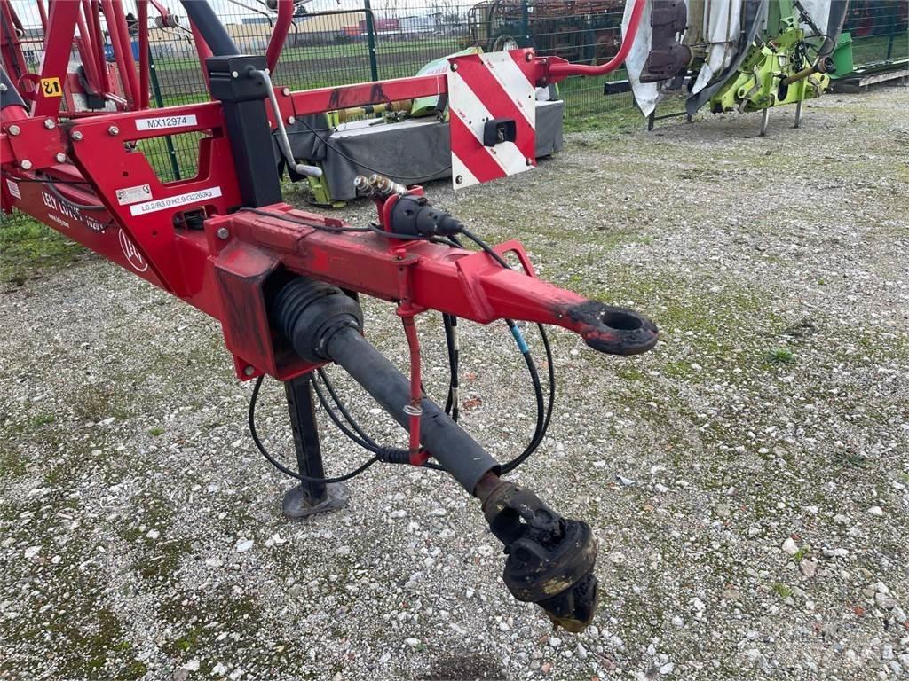 Lely Lotus 1020 S Граблі і сінозворушувачі