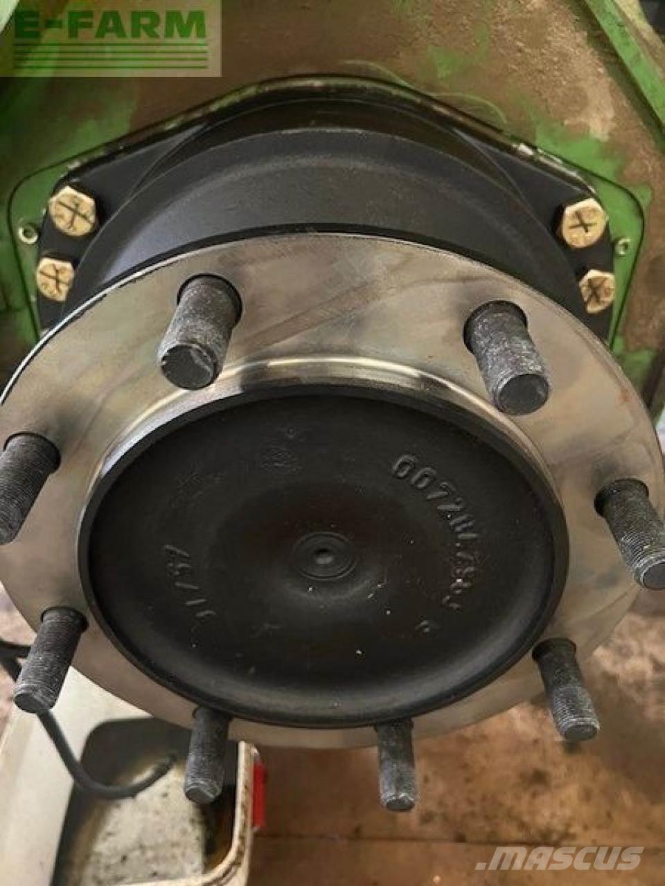 Krone big x 650 Кормозбиральні комбайни