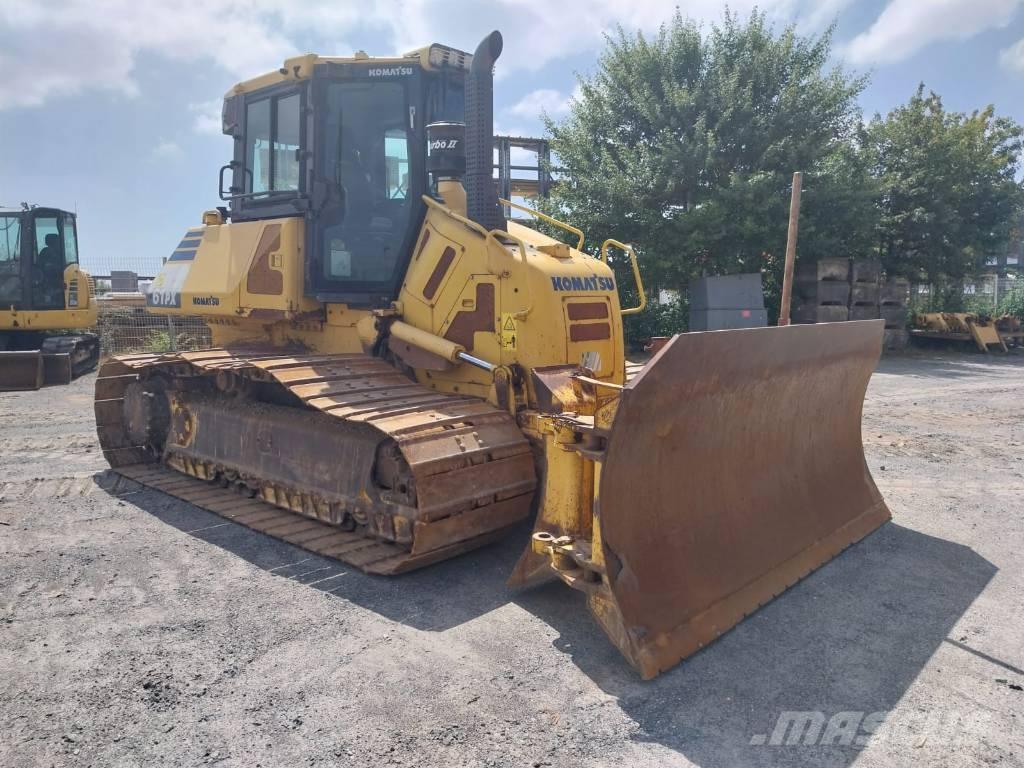 Komatsu D61PX-23 Гусеничні бульдозери