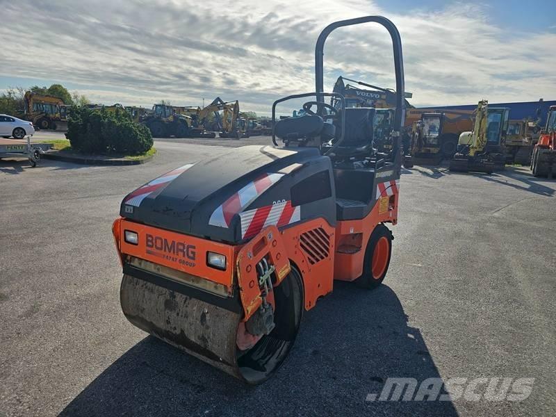Bomag BW 100 AC-4 Комбіновані катки