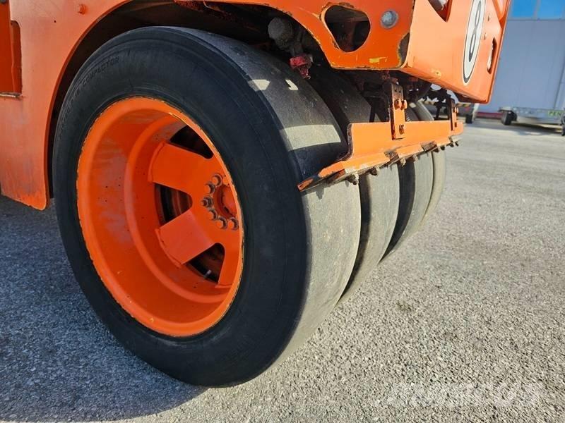 Bomag BW 100 AC-4 Комбіновані катки