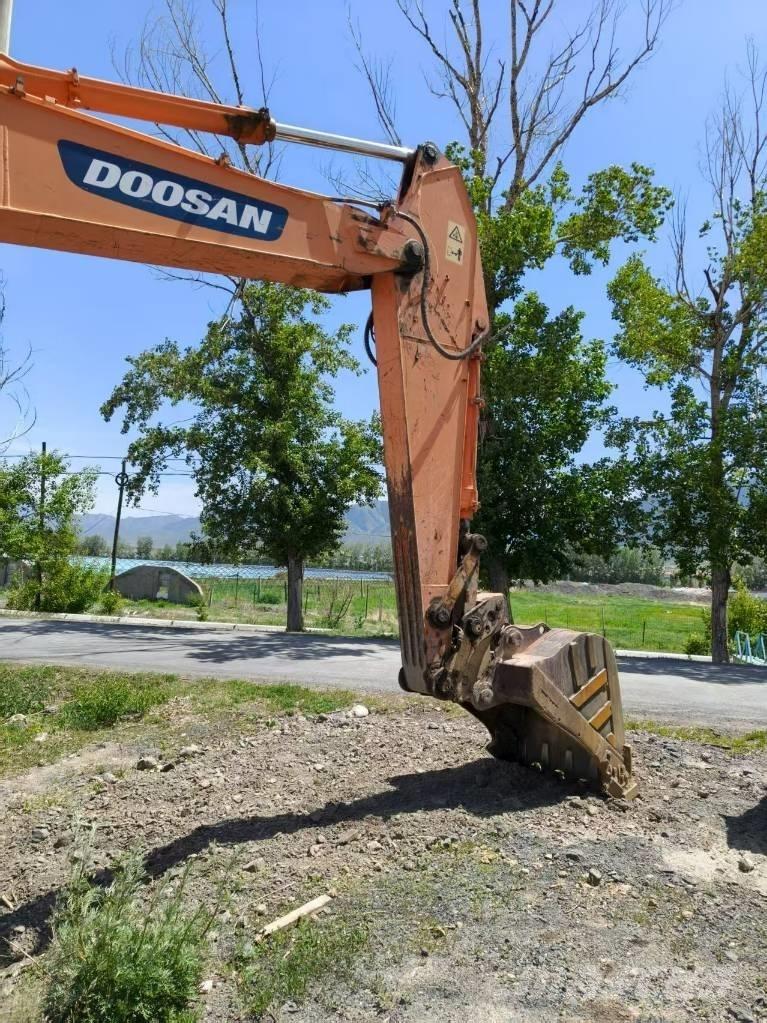Doosan DH210W-7 Колісні екскаватори