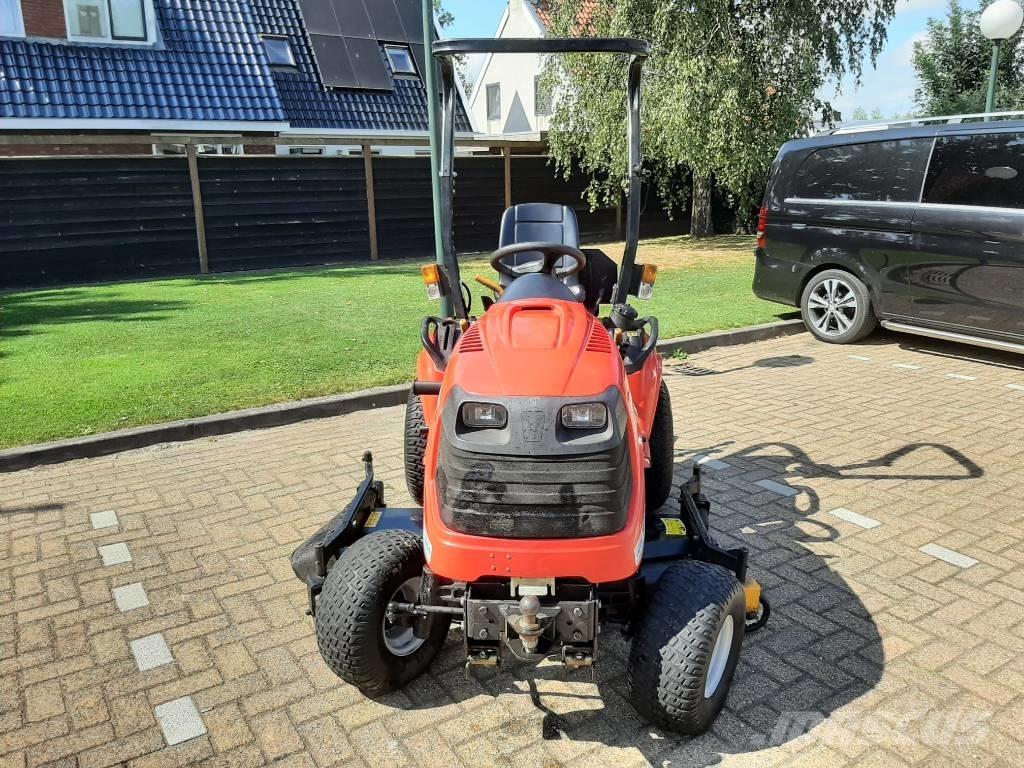 Cub Cadet 5264 Трактори