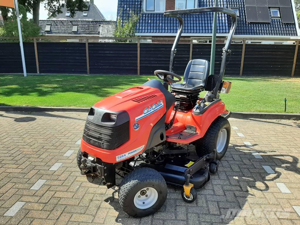 Cub Cadet 5264 Трактори