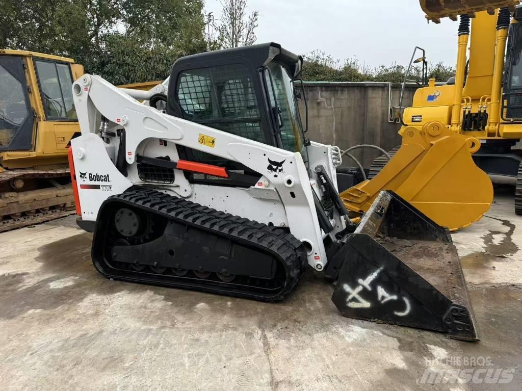 Bobcat T 770 Гусеничні вантажники