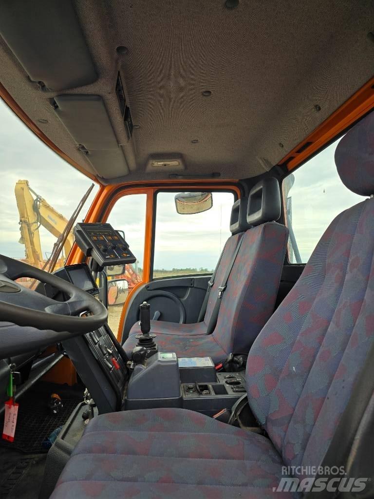 Unimog U300 Підсобні машини
