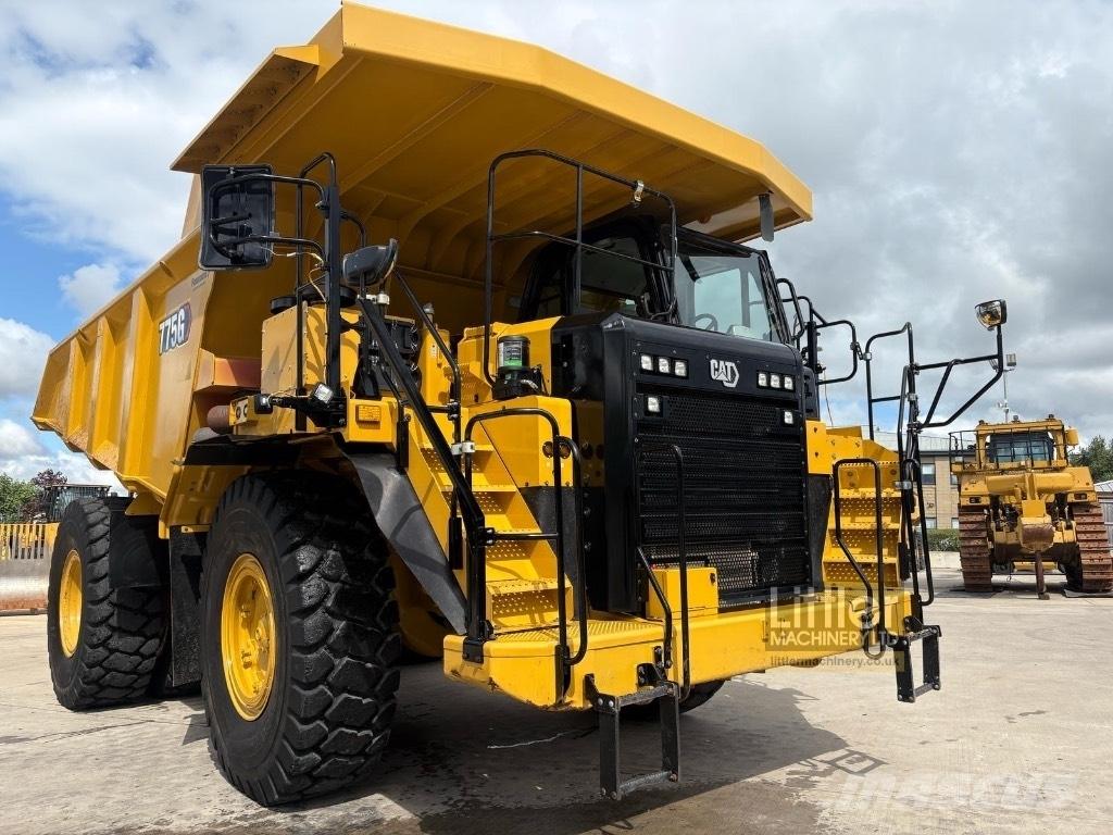 CAT 775 G Кар`єрні самоскиди