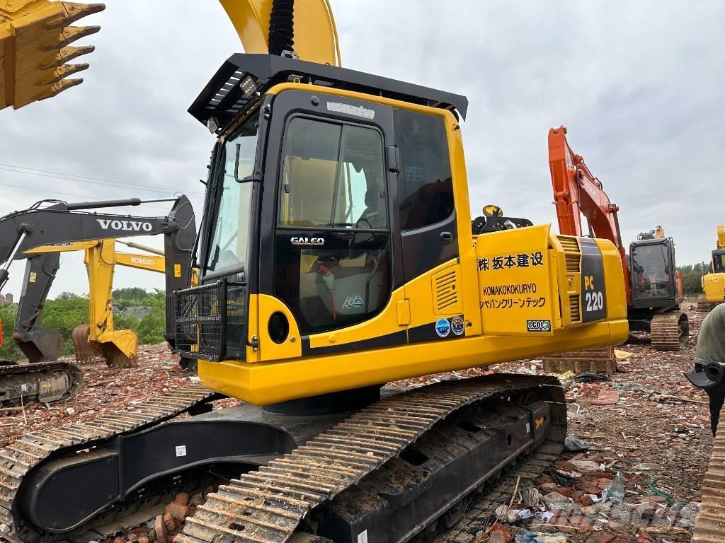 Komatsu PC 220-8M Гусеничні екскаватори