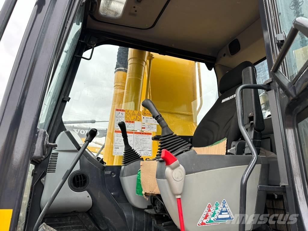 Komatsu PC 220-8M Гусеничні екскаватори