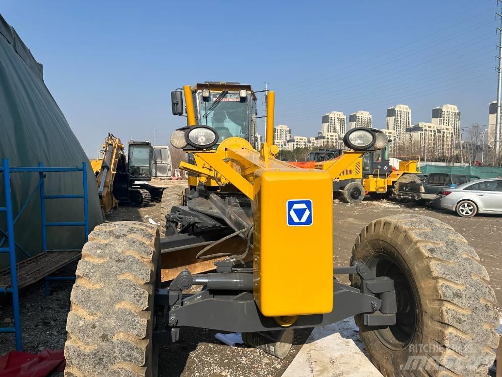 XCMG GR180 Грейдери